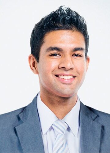 Insurance agent at Hancy’s Insurance Agency in Rosenberg Texas providing personalized coverage assistance