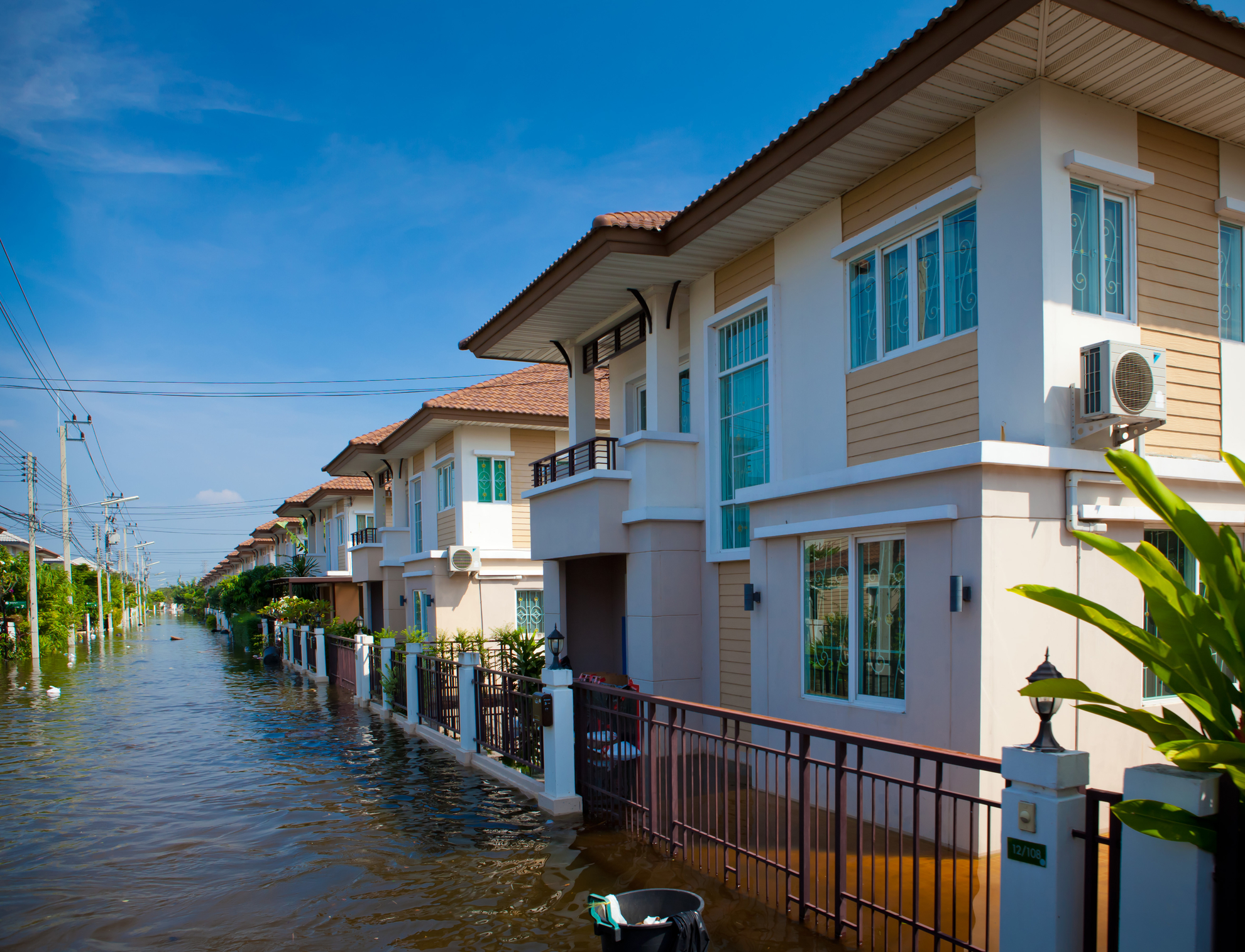 house-flood-in-thailand-21761067